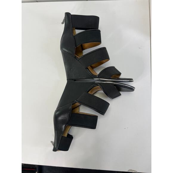 Report Signature Strappy Sandales Size 7.5 - Picture 6 of 7